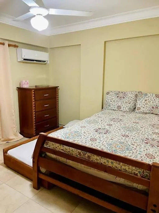 Spacious And Cozy Apartment In The City Saint-Domingue