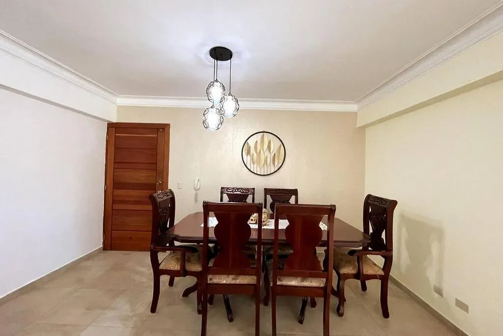 Spacious And Cozy Apartment In The City Saint-Domingue
