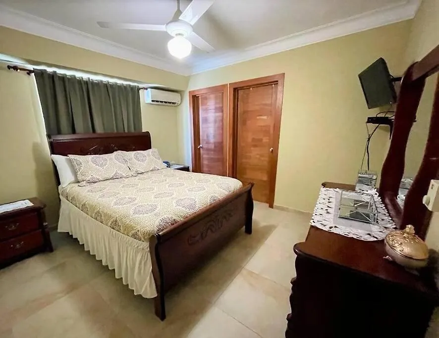 Spacious And Cozy Apartment In The City Saint-Domingue